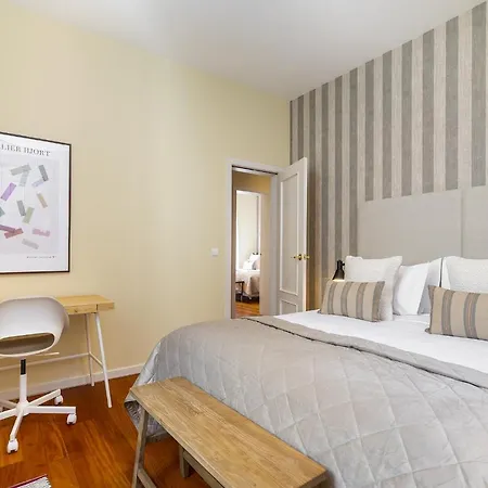 Apartamento Whome Luxury Penthouse: Designer Decor & Epic Views