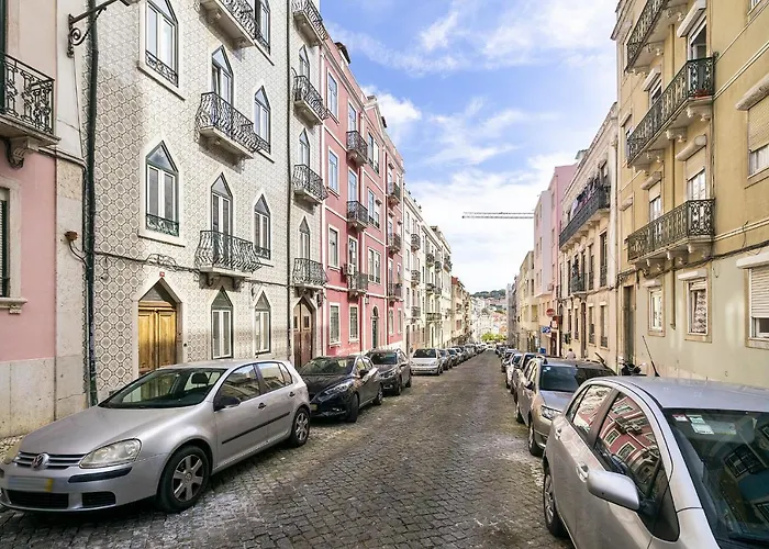 Whome Luxury Penthouse: Designer Decor & Epic Views Lisboa