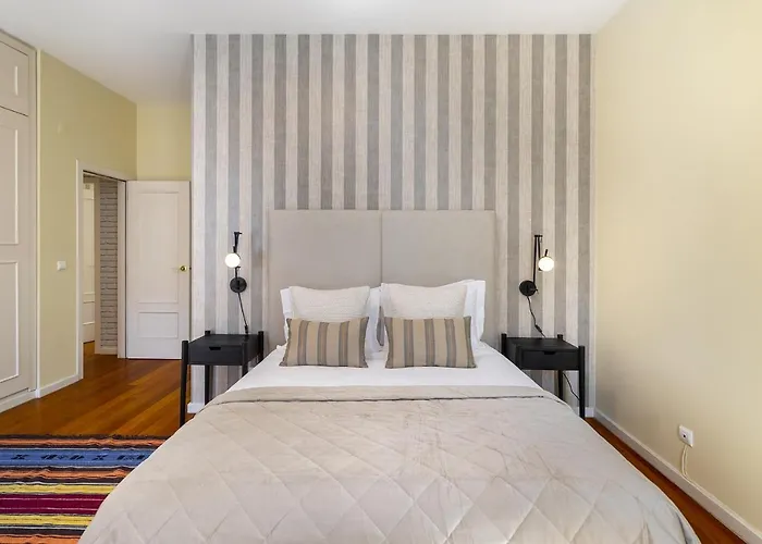 Διαμέρισμα Whome Luxury Penthouse: Designer Decor & Epic Views *