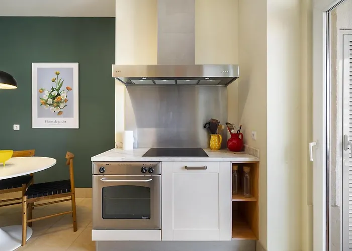 Whome Luxury Penthouse: Designer Decor & Epic Views * Lisboa