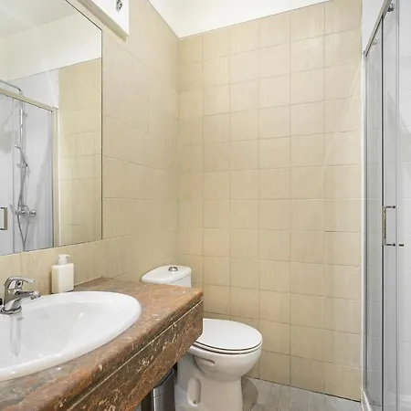 Apartamento Whome Luxury Penthouse: Designer Decor & Epic Views *